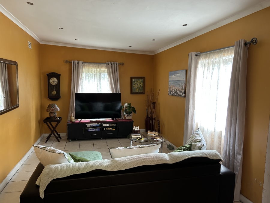4 Bedroom Property for Sale in Maitland Western Cape